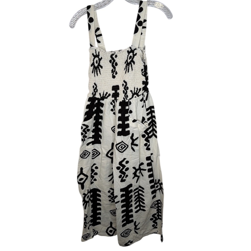 umgee white black tribal print smocked bodice midi wide leg jumper size small